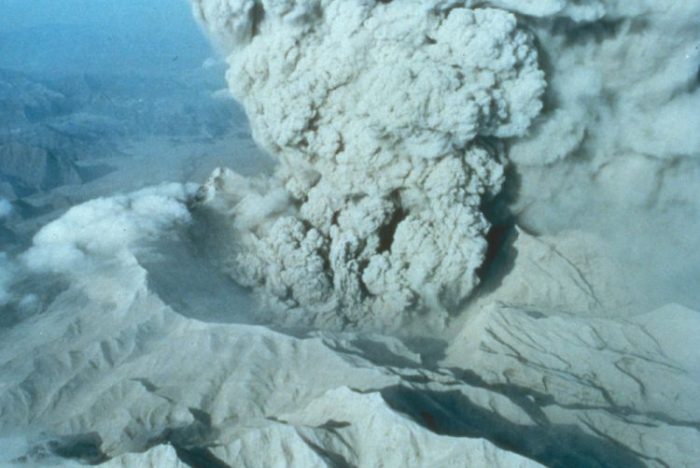 Riscaldamento globale: dall’eruzione del vulcano Pinatubo, l’idea di oscurare il Sole