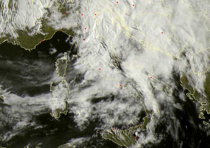 Previsioni meteo Italia oggi, giovedì 9 maggio 2019: ancora piogge residue al nord
