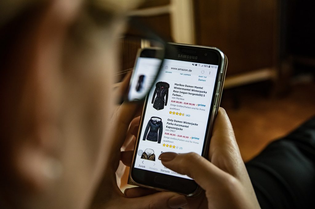 Shopping: Google lancia nuova piattaforma seguendo Amazon